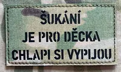 Action LaserCut Patch - Šukání je pro děcka, chlapi si vypijou - Medium - Multicam - nášivka