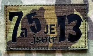 Action LaserCut Patch - 7 a 5 je/jsou 13 - Medium - vz.95 - nášivka