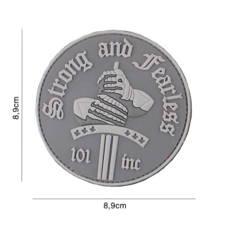 101inc Strong and Fearless PVC Patch - Grey - nášivka