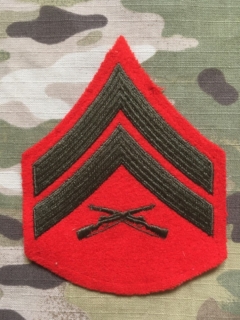 USMC Corporal E-4 Ranks Patch - Red - nášivka