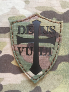 TF LaserCut Patch Deus Vult Crusader Shield Infra Medium - Multicam - nášivka