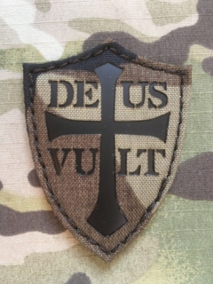 TF LaserCut Patch Deus Vult Crusader Shield Infra Medium - Woodland - nášivka