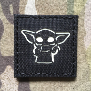 TF LaserCut Patch Baby Yoda Star Wars GID Small - Black/GID - nášivka