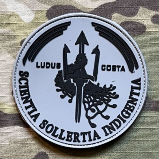 YJPF Ludus Costa PVC Patch - Black/Grey - nášivka