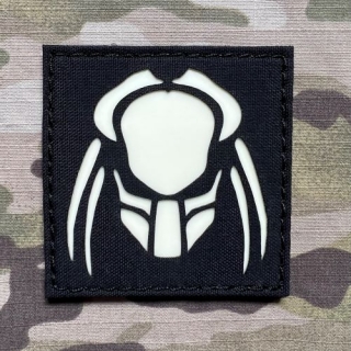 TF LaserCut Patch Predator GID - Large - Black/GID - nášivka