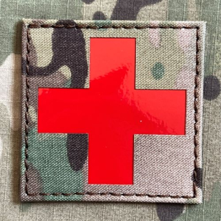 TF LaserCut Patch Medic Cross Reflex - Large - Multicam/Red Reflex - nášivka